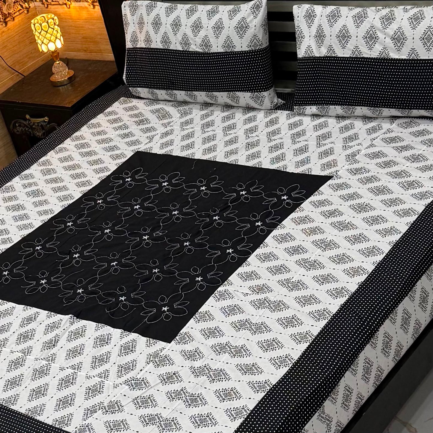 Premium Patch Work Cotton Bedsheets – King Size Online Pakistan